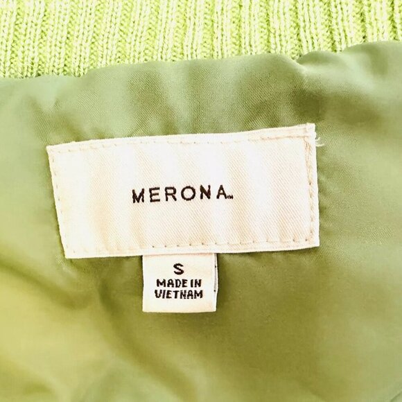 MERONA Women Lightweight Collared Zip & Button Closure Green Puff Vest Sz Small - Picture 15 of 15